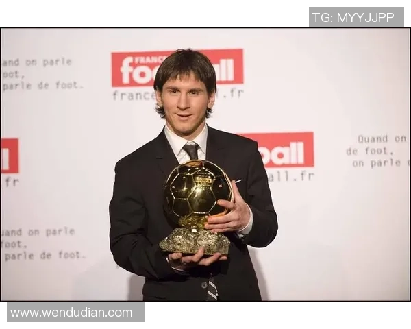 世界顶级足球前锋球星大解析：从梅西到哈兰德的传奇之路